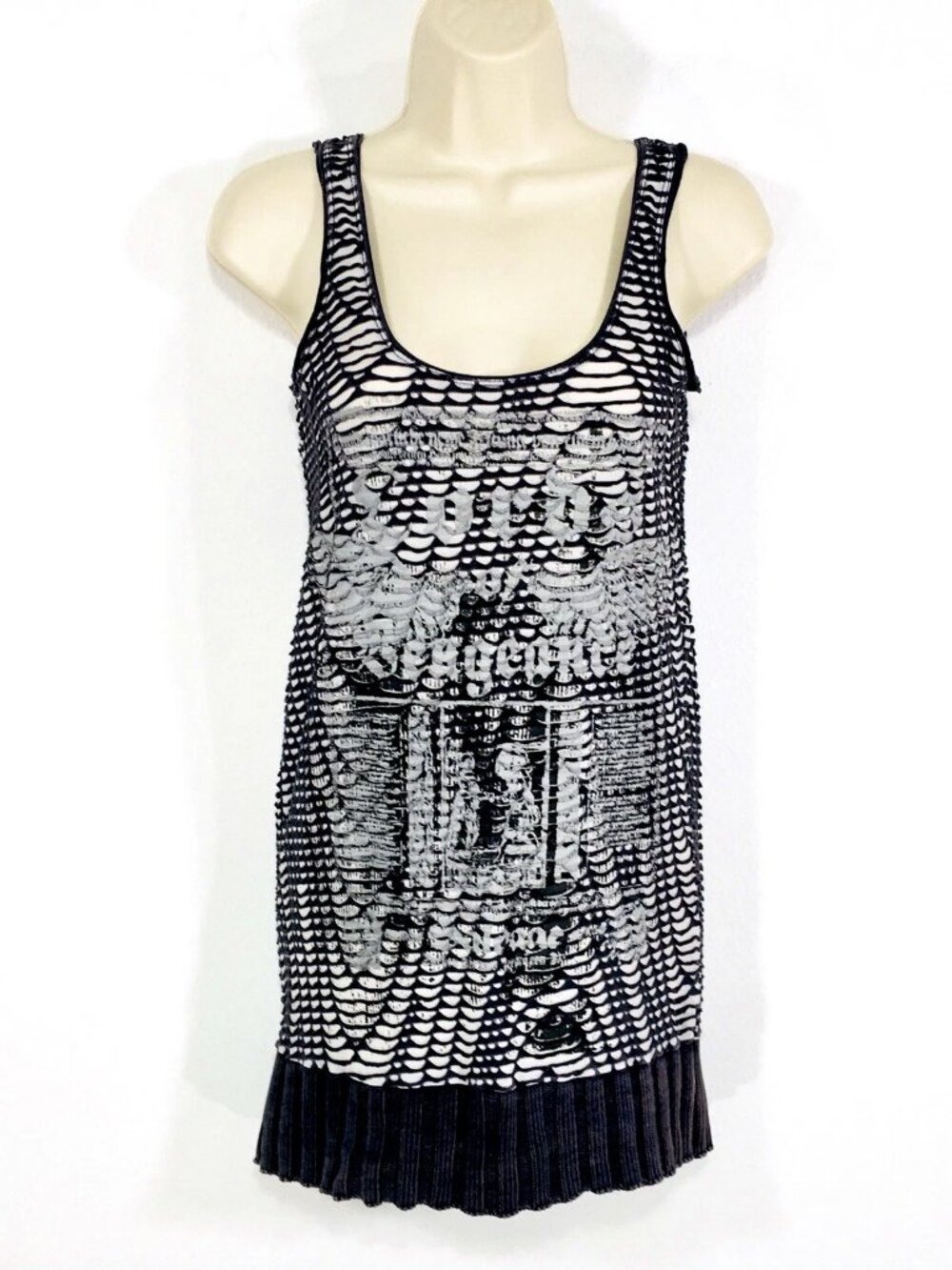 Vtg Salvage Los Angeles Y2K Graphic Top Sz S Distressed Texture Goth Grunge